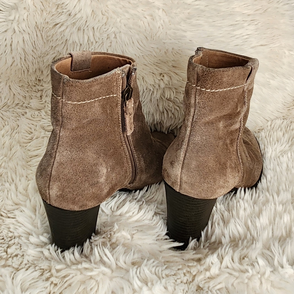 Biala Kelsey Suede Boot Size 38 - Picture 3 of 7